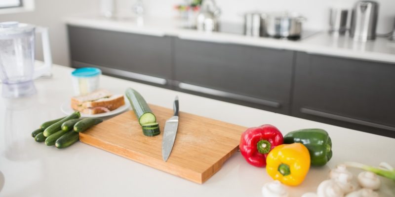 Bra att tänka på vid planering av köksö – upp till två gånger större arbetsyta!